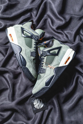 H12纯原官网 AJ4 Undefeated x Air Jordan 4 军绿 IB1519-200