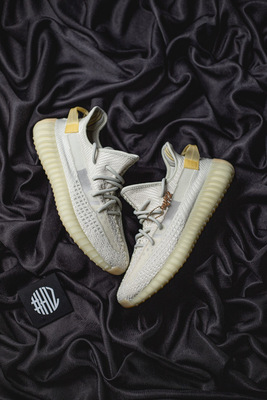 H12纯原 YEEZY Boost 350V2 "Light" 米白