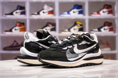 H12纯原 Sacai x VaporWaffle 'Black White' 黑白配色
