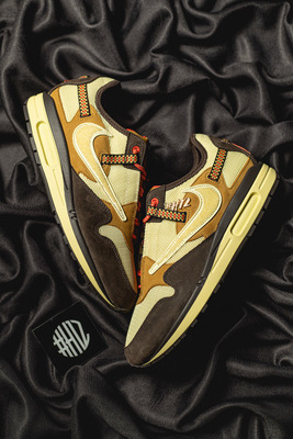 #H12纯原 Travis Scott x Nike Air Max 1 低帮经典复古跑步鞋 黑棕 TS 倒钩 卡其配色