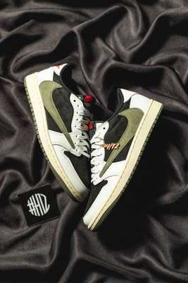 #H12纯原 TS AJ1 Travis Scott x Jordan Air Jordan 1 Low “Olive” 黑绿 橄榄绿 倒钩5.0 DZ4137-106