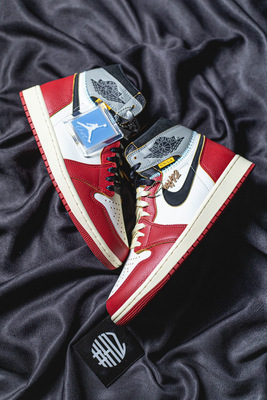 H12纯原官网 AJ1 Union x Air Jordan 1 High 白红灰 25版 HV8563-600