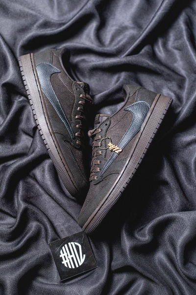 #H12纯原官网 TS AJ1 Travis Scott x Jordan Air Jordan 1 Low OG “Velvet Brown” 倒钩9.0 丝绒摩卡 黑棕 DM7866-202
